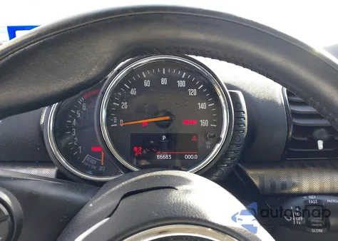 2017 Mini Clubman Cooper z USA, uszkodzony, nr VIN WMWLN5C55H2E32618